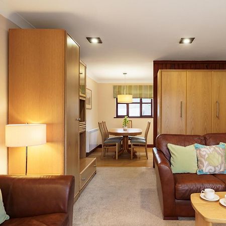 2 Bedroom Lake District Cottage At Windermere Marina Village Боунес-он-Уиндермер Экстерьер фото